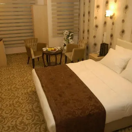 Hotel Bulvar 3*
