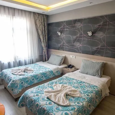 Hotel Fly