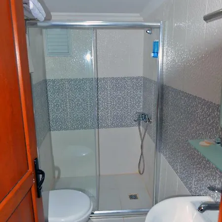 Otel Marina 2*