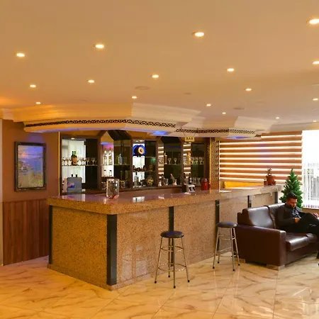 Otel Marina 2*