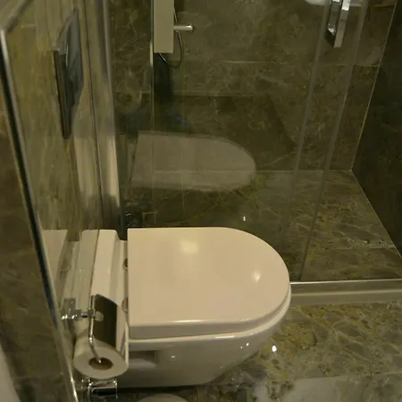 Hotel Loren Hotel&suites 3*