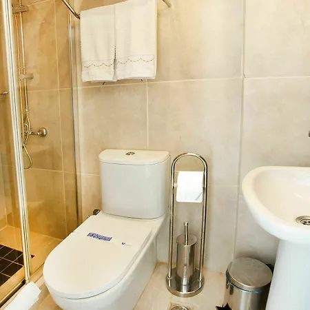 The House Next To Otel 5*