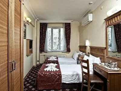 Star Taksim 3*