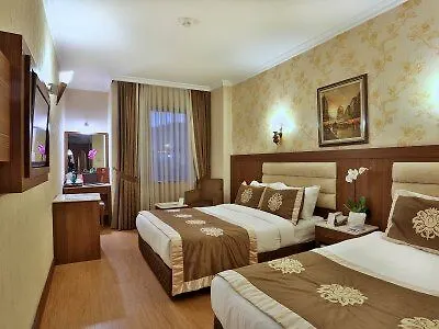 Grand Hilarium Otel 4*