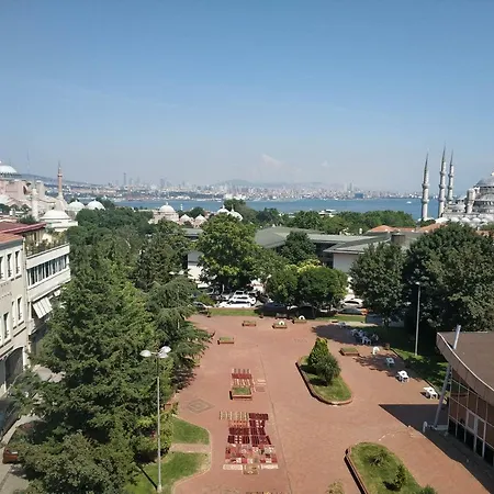 Отель Hali 3*