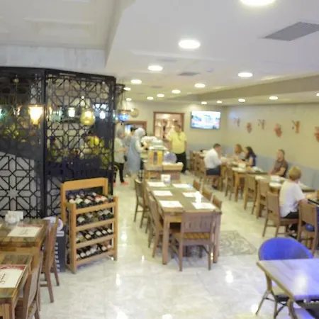 Sarnic Premier 4* Istanbul