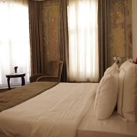 Meroddi Bagdatliyan Hotel 3*