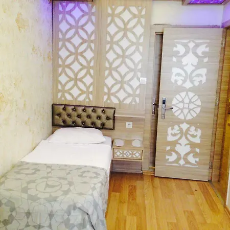 Oda ve Kahvaltı Fors