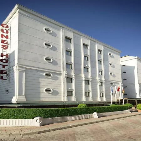 Guenes Merter Isztambul