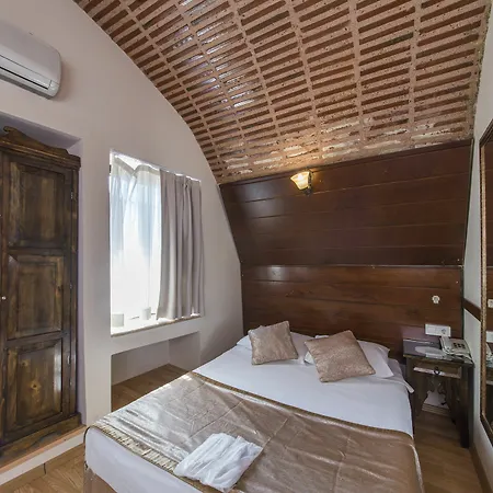 Naz Wooden House Стамбул
