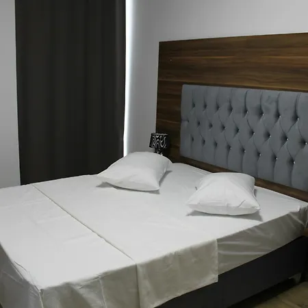 Skyport Lejlighedshotel 3*