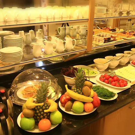 Beyoglu Mls Bed & Breakfast 3*