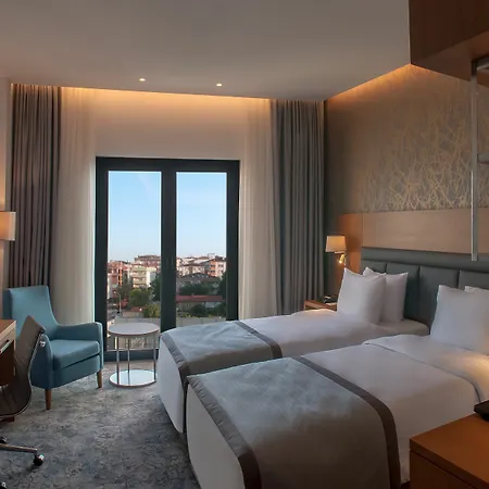 - Tuzla Bay By Ihg 4* Istanbulská provincie