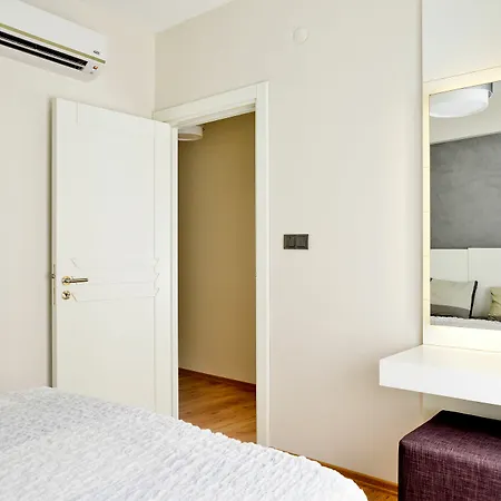 Cozy Flats Studio Apartment