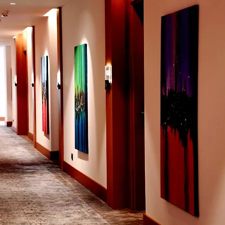 - Tuzla Bay By Ihg Hotel 4*