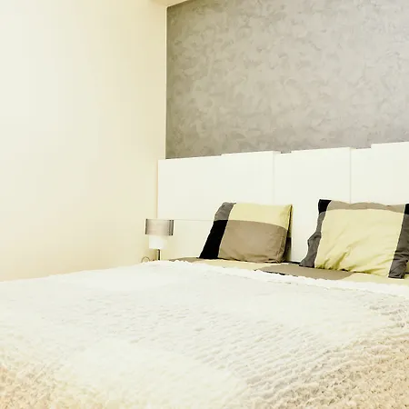 Cozy Flats Studio Apartment