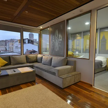 Uenver Galata 2*