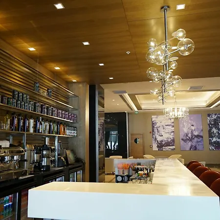 Tryp By Wyndham Basin Ekspres Hotel 5*