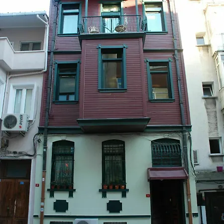 Ortakoy Pasha Konagi 2*