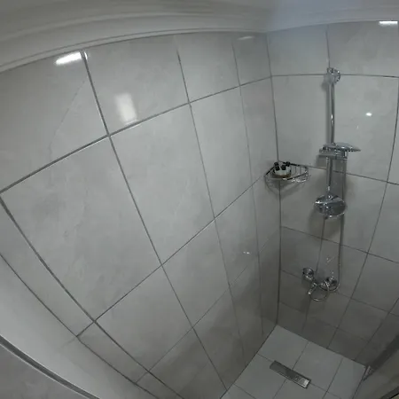 Hotell Atam 3*