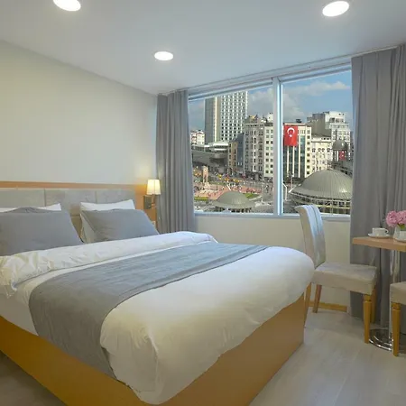 Kartal Palace Taksim Square Family Hotel 2*