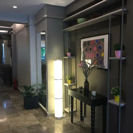Hotel Bella 3 *