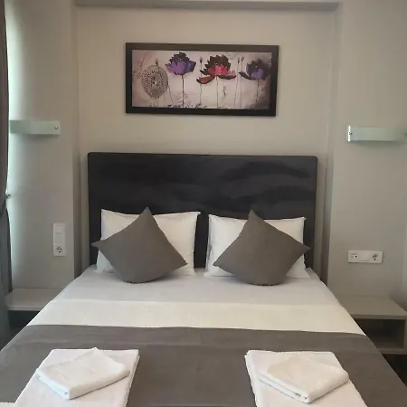 Hotel Bella 3 *