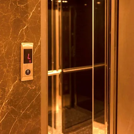 The Laila Hotel 3*