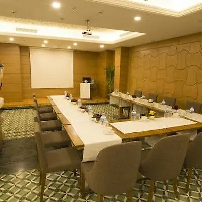 Cumbali Plaza Hotel Estambul