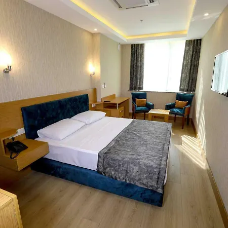 Aparthotel Grand Elmira 2*