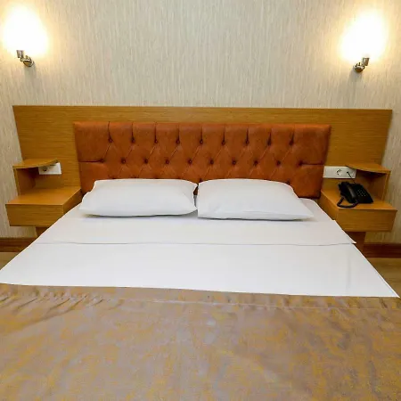 Aparthotel Grand Elmira 2*