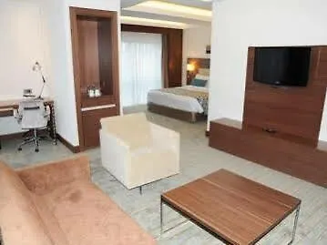 Mercure Altunizade 4*