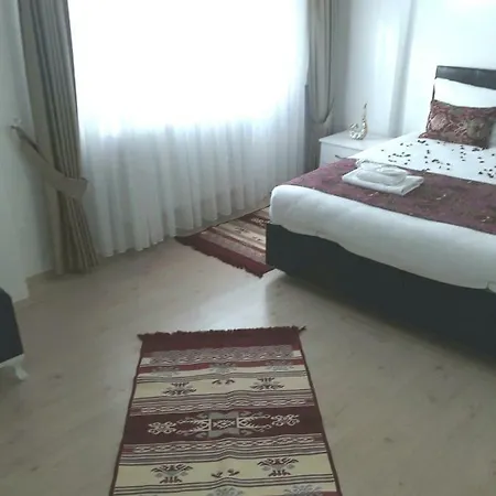 Golden Life Aparthotel *