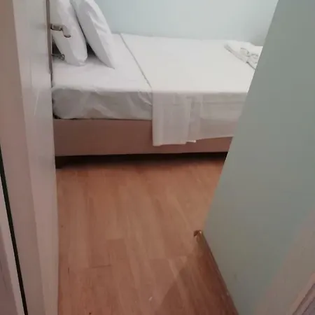 Apartment Dervishi *