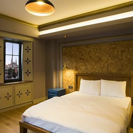 Hotel Sublime Porte 2*