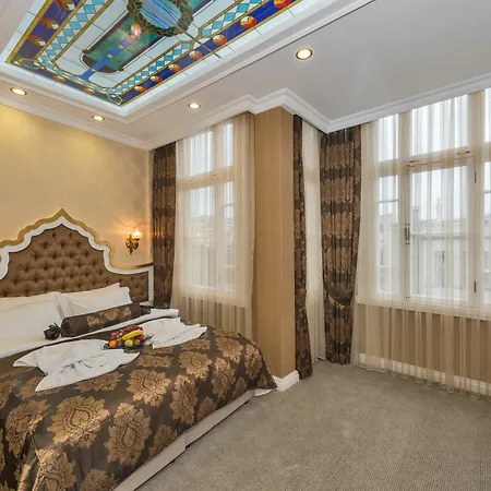 Hotel Alpek 3*