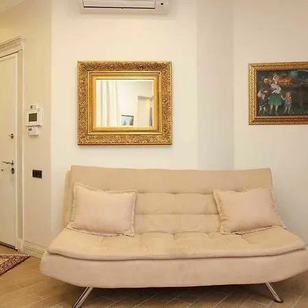 Aparthotel Lir Long 3*