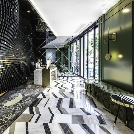 The Wings Hotel 4*