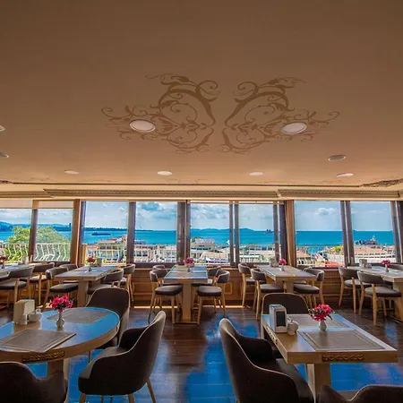 Kaftan Hotel 3*