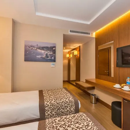 Viore Hotel 3*