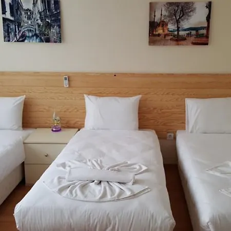 Aparthotel Otantik 5*
