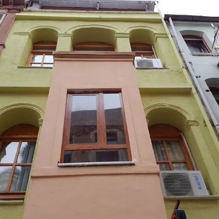 Otantik Aparthotel Istanbul
