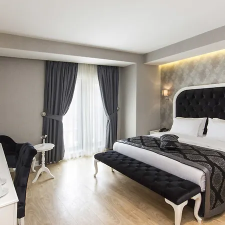 Dencity & Hotel 4*