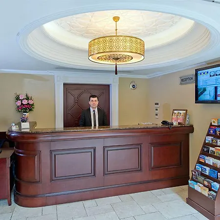 Emporium Hotel 4*