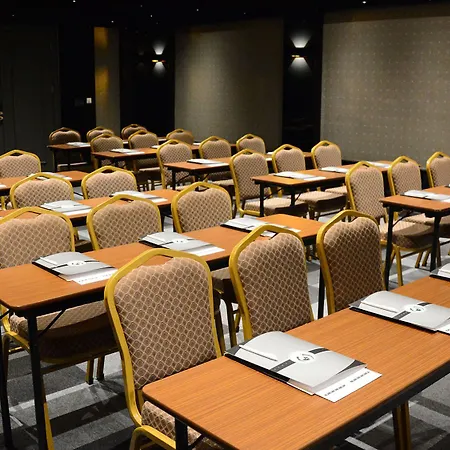 Hotel Tryp By Wyndham Sancaktepe 5*