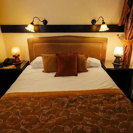 Hotel Megara Palace - Old City 3*
