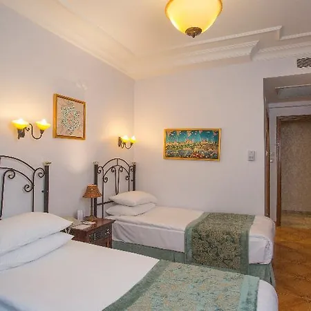Hotel Blue House 3*