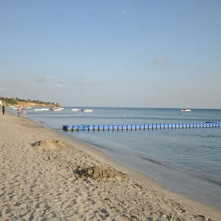 Отель Diamondcity&Resorts 4*