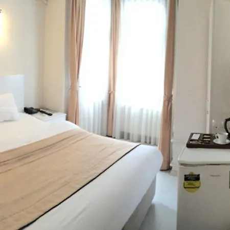 Eagle Taksim Apartment
