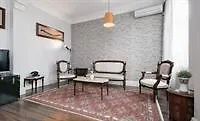 Tarus Taksim Apartment *
